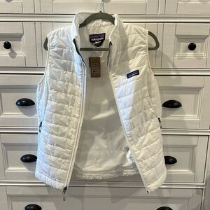 Patagonia women’s nano puff vest - white. New with tags - size medium.